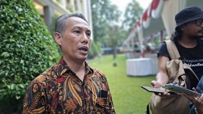 Respon Rektorat Soal Tuntutan Pencabutan Kenaikan UKT, Sekretaris UGM Andi Sandi : Tidak Semua Oleh Kampus, Itu Ranah Menteri!
