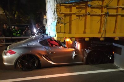 Begini Pengakuan Sopir Truk yang Ditabrak Porsche di Tol Dalam Kota