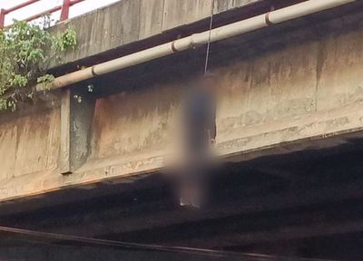 Ditemukan Jasad Pria Tergantung di Flyover Cimahi, Mata dan Mulut Tertutup dengan Lakban
