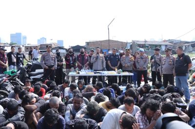 Kampung Boncos Jakbar Digerebek Polisi Lagi, 46 Orang Diamankan Terkait Narkoba