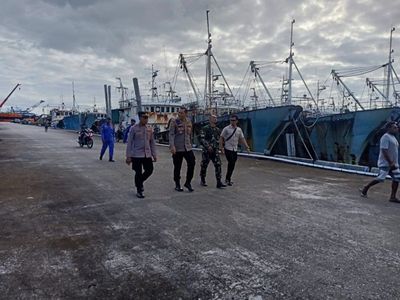 Kunjungi Pospol Ilwayap dan Pos Polairud Wanam, Ini Pesan Kapolres Merauke