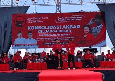 PDIP Deklarasi Dukung Hendy-Gus Firjaun di Pilbup Jember, Bupati Petahana Boyong Keluarga Jadi Kader Banteng