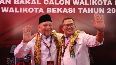Heri-Sholihin Ingin Ciptakan Program Satu Keluarga Miskin Satu Sarjana saat Kampanye Pilkada Kota Bekasi