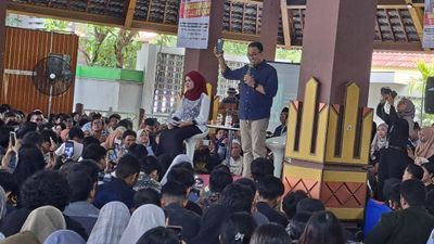 Apresiasi Sikap Kritis Mahasiswa pada Demokrasi, Anies: Reformasi Harus Hasilkan Pemerintah Bersih