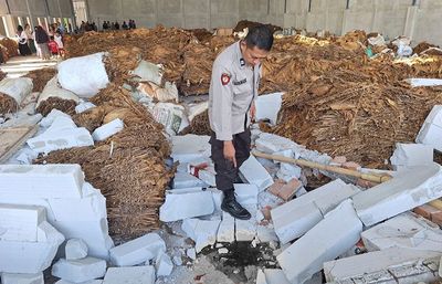 Angin Kencang Robohkan Gudang Tembakau di Jember, 1 Tewas dan 6 Terluka
