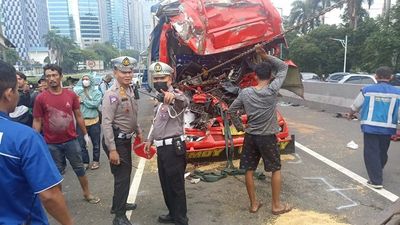 Terungkap! Rem Blong Jadi Sebab Kecelakaan Truk Tewaskan 1 Sopir di Tol Dalkot