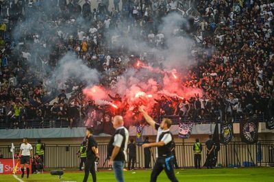 Kericuhan Penonton Terjadi Seusai Laga Persib vs Persija, Mau Sampai Kapan Sepak Bola Kita seperti Ini?