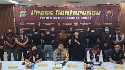 Artis Andrew Andika Ditangkap Usai Pesta Sabu, Teman Wanita pun Ikut Diciduk Polisi