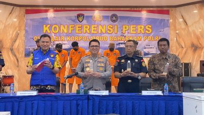 Baharkam Polri Tangkap 4 Penyelundup 134 Ribu Baby Lobster, Negara Dirugikan Rp32,8 M!