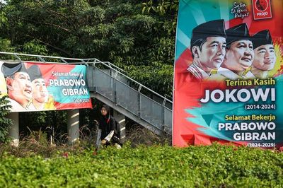 Spanduk dan Baliho Terima Kasih Jokowi Bertebaran di Jakarta sebagai Apresiasi Menjelang Pelantikan Prabowo-Gibran