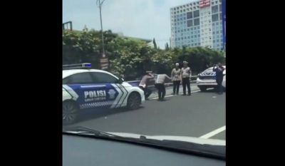 Viral 2 Polantas Dihukum Squat Jump di Pinggir Jalan Tol, Ternyata Ini Penyebabnya