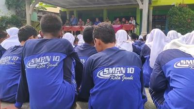 Duh! Sejumlah Pelajar SMPN 10 Kota Jambi Kedapatan Bawa Miras ke Sekolah