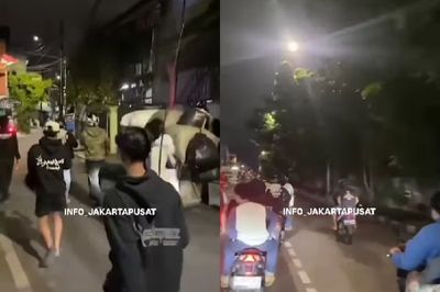 Viral Konvoi Pemuda Bawa Sajam Diduga Serang Warga di Kemayoran, Polisi Buru Pelaku