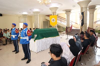BREAKING NEWS! Prof. Kaelan, Guru Besar Filsafat UGM Meninggal Dunia