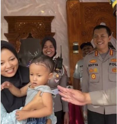Libur Nataru 2024 2025, Polresta Yogyakarta Temukan Balita Tersesat di Malioboro