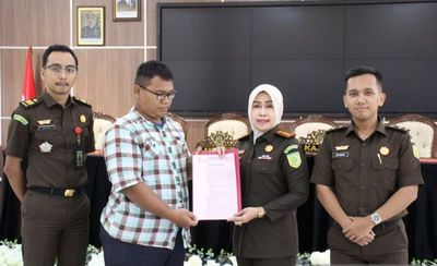 Kasus Pedagang Bakso Pukul Anggota Polisi Berakhir Damai, Kejari Kabupaten Bekasi Hentikan Tuntutan Tersangka