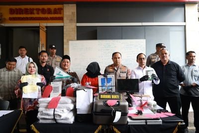 Penipuan Berkedok Umroh Senilai Rp 14 Miliar, Wanita Ini diringkus Polda DIY