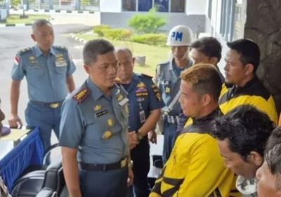 Tim F1QR TNI AL Sukses Tangkap PMI Ilegal di Selat Riau
