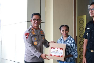 Asyik! Jelang Ramadan 2025, Mahasiswa di Yogya Terima Sembako dari Polda