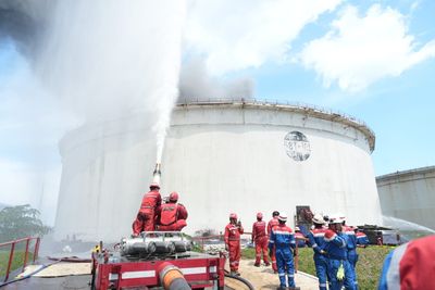Kilang Minyak di CIlacap Sempat Kebakaran Lagi, Proses Pemadaman Dilakukan