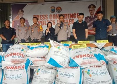 Polisi Gagalkan Penyelundupan 3 Ton Pupuk Subsidi di Jember, 2 Pelaku Diamankan