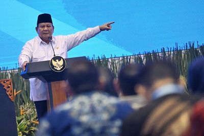 Mulai Bulan Ini Presiden Prabowo Cairkan Tunjangan Langsung ke Rekening 1,8 Juta Guru: Ditahan untuk Apa?