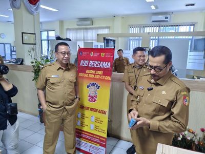 Cek Pegawai Pemkab Pasca Libur Lebaran, Wabup Jember Juga Bagikan Uang Kaget