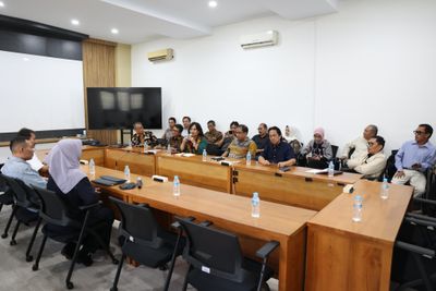 Polemik Dugaan Ijazah Palsu Jokowi : UGM Sebut Ada 11 Teman Seangkatan Jokowi yang Ikut Audiensi 