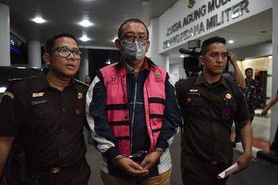 Lampaui Kewenangan Tetapkan Direktur JakTV Jadi Tersangka, LBH Pers: Kejagung Ancam Kebebasan Pers!