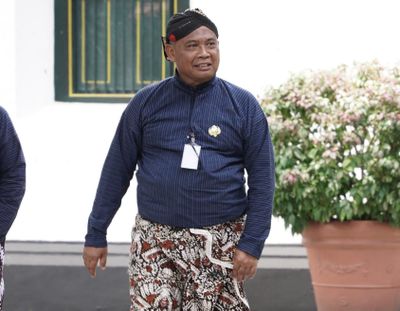 Bupati Sleman Harda Terima Gelar KMT H Pangarsohadiprojo