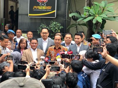 Laporkan Kasus Ijazah Palsu, Jokowi Langsung Dicecar Puluhan Pertanyaan oleh Polda Metro