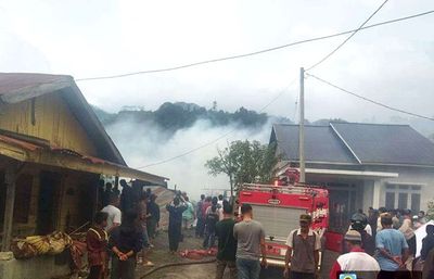 Ditinggal Pemiliknya, Rumah Warga Aceh Dilahap Si Jago Merah