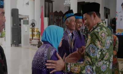 Penuh Isak Haru, Jamaah Haji Sidoarjo Kloter 57 & 58 Dilepas Menuju Tanah Suci
