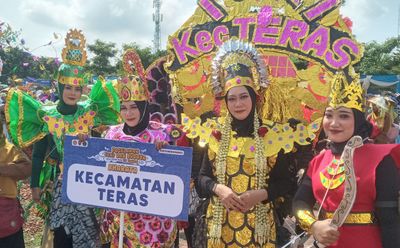 Keren! Tampil di Pawai Budaya, Guru-Guru TK Boyolali Buat Kostum Unik dari Daur Ulang Sampah