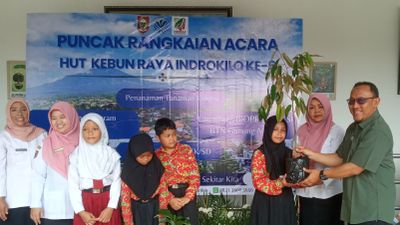 Kebun Raya Indrokilo Luncurkan Program Tarsius: Satu Siswa Tanam Satu Pohon