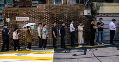 Warga Korea Selatan Berbondong-bondong Ikut Pemilu Awal yang Dipicu Darurat Militer