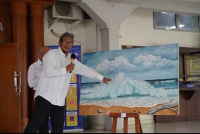 Melihat Keahlian Prof Muhammad Farchani Rosyid, Guru Besar UGM Bidang Fisika Punya Hobi Melukis  