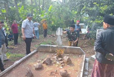 Warga Petir Banten Bongkar 31 Makam Keramat Palsu, Resah karena Jadi Tempat Pesugihan!