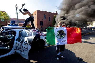 Kerusuhan di Los Angeles, Ribuan Orang Tolak Razia Imigrasi Donald Trump
