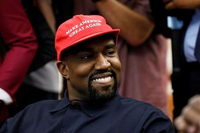 Twitter Kembalikan Akun Kanye West yang Sempat Diblokir