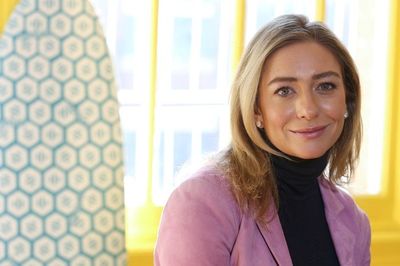 Whitney Wolfe Herd Mundur sebagai CEO Bumble