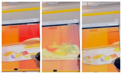 Canggih Banget! Kereta Api Ini Bisa Tampilkan Flib Book Animation saat Melaju Kencang