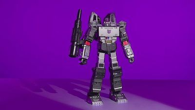 Robosen Megatron Robot Decepticon Pertama untuk Anniversary ke-40 Transformers