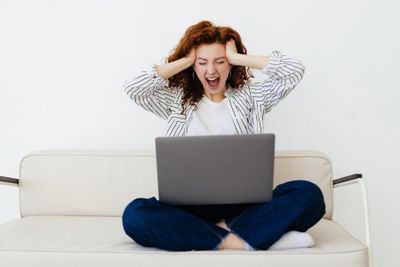 8 Cara Perbaiki Speaker Laptop Kresek Begini Caranya
