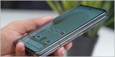 5 Fitur Andalan HP Flip yang Bikin Hidup Lebih Praktis, Apa Saja?