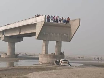 Ikuti Arahan Google Maps, 3 Penumpang Mobil Tewas Terjun dari Jembatan Belum Selesai di India