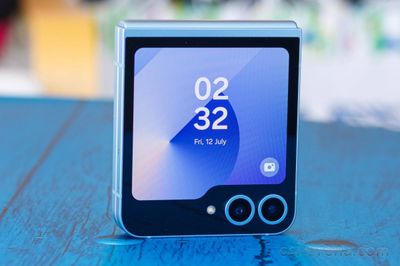 Samsung Galaxy Z Flip7: HP Lipat Pertama dengan Chipset Exynos 2500