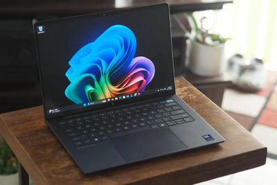 Review HP EliteBook Ultra G1i! Laptop Tipis Premium Buat Kerja Makin Nyaman