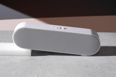 6 Speaker Bluetooth Portable Terbaik 2025 Suara Menggelegar Harga Oke