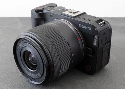 Spesifikasi Canon EOS R50 V dan PowerShot V1: Ringan, Canggih, dan Cocok untuk Vlogging